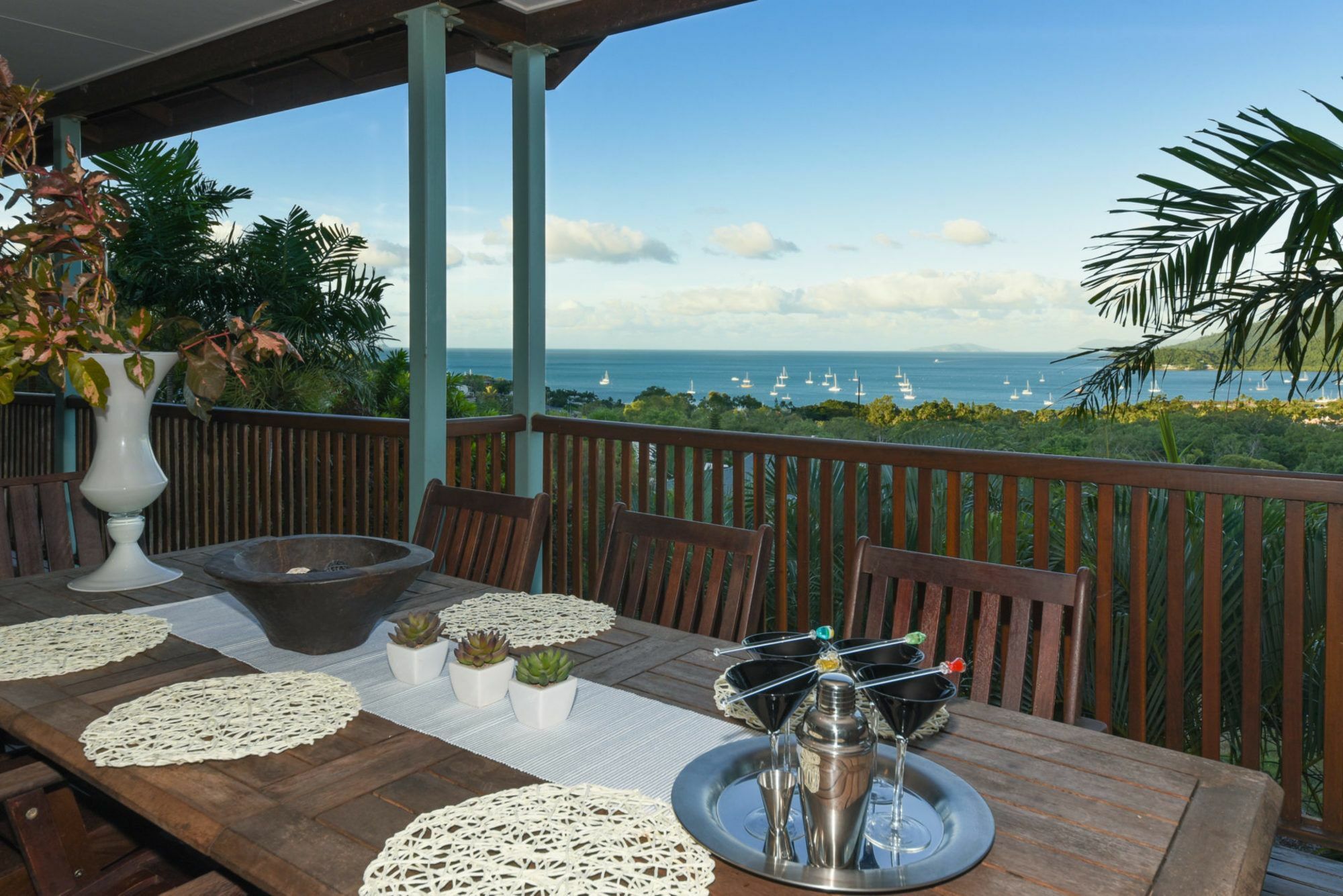 Bella Vista On Nara Pets Welcome Airlie Beach Exterior photo